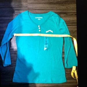 Margaritaville top small new